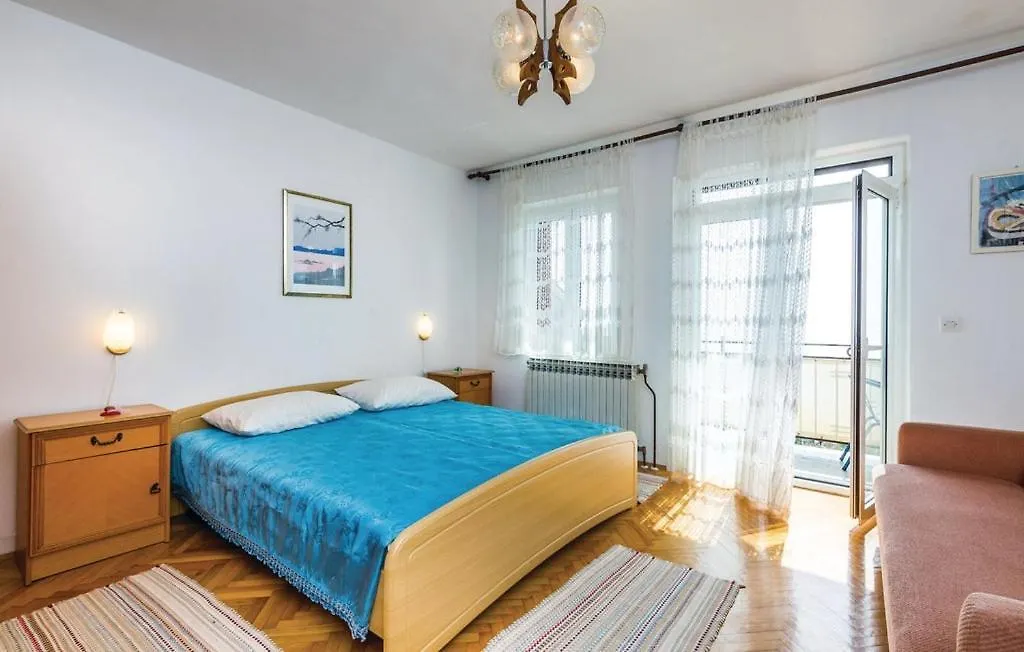 Apartments With A Parking Space Lovran, Opatija - 7673  Lovran